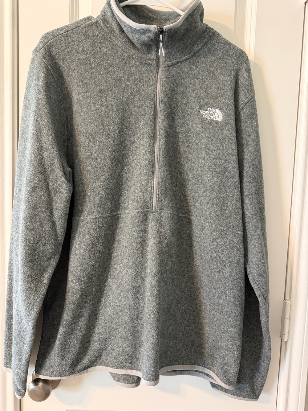 The North Face Men’s Gray Quarter-Zip Fleece Pullover